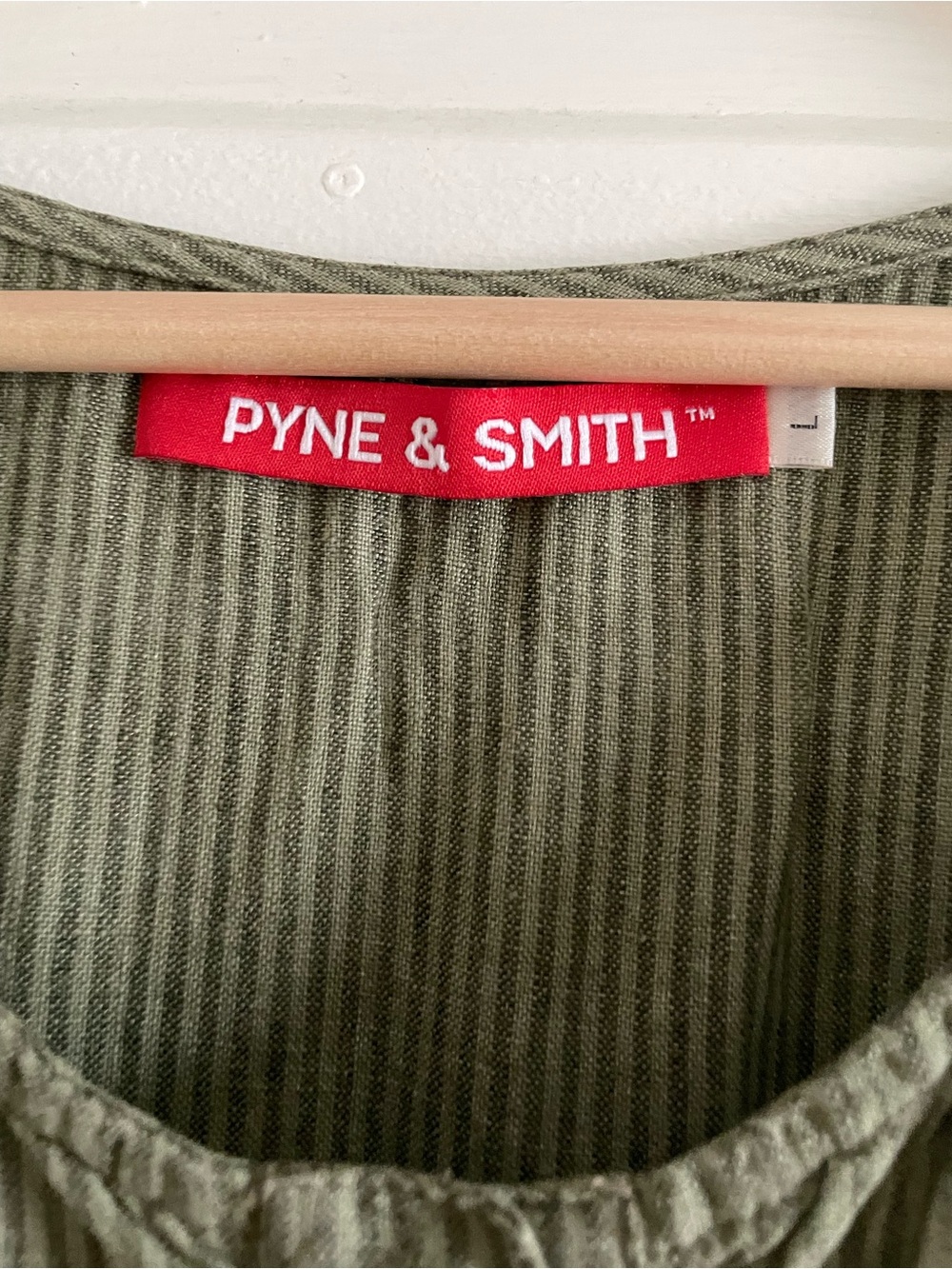 Pyne and Smith Dress Large - Picture 3 of 3